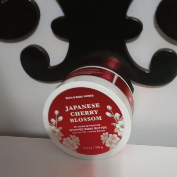 Bath and body works JAPANESE CHERRY BLOSSOM GIFT SET - Picture 2 of 11